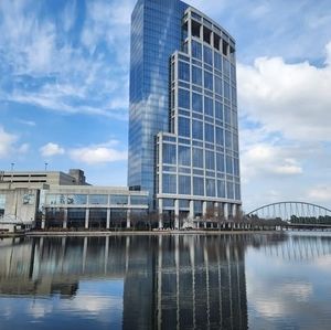 Meet your Posher, Melonie